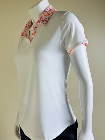 Under Armour Women's Golf Tennis Shirt Sz M.    (B.33)