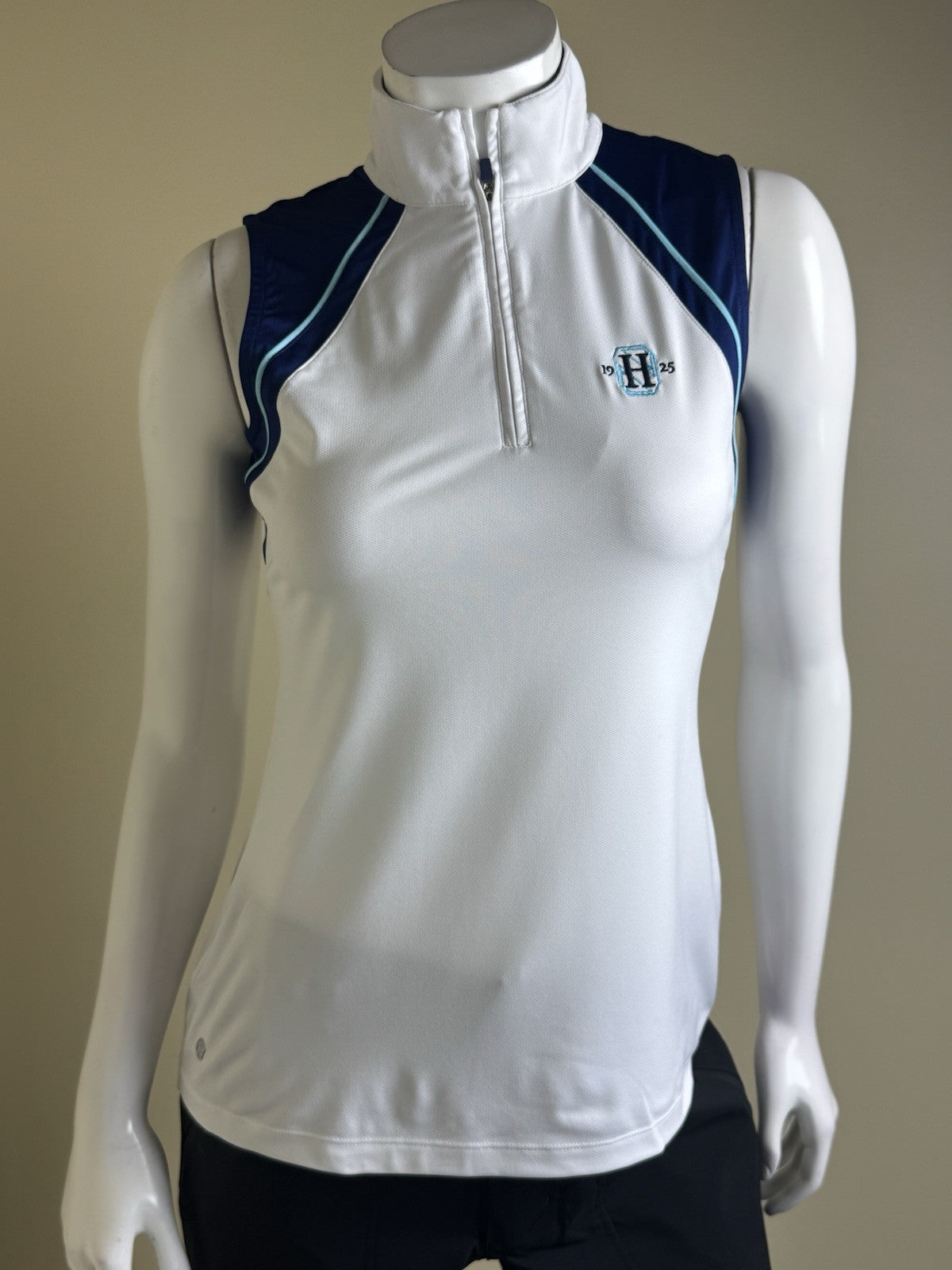 EP New York Women’s Golf Shirt Sz S.    (B.33)