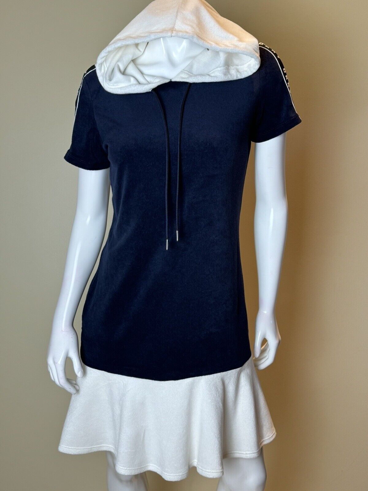 DKNY Women’s Sz S Navy Dress Ruffle Hooded.    (58)