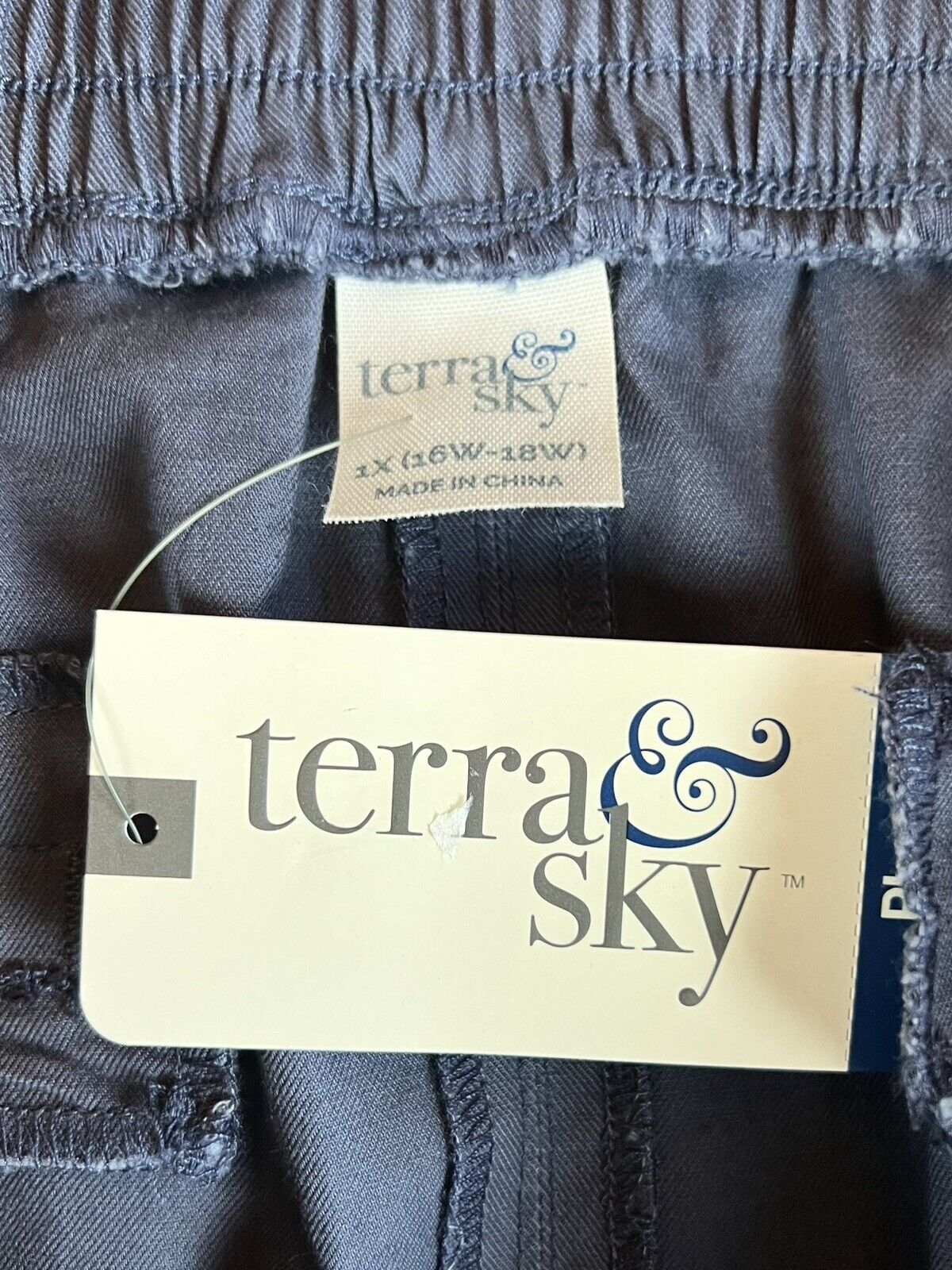 Terra & Sky Women’s Paper Bag Skirt Plus Size 1X Grey