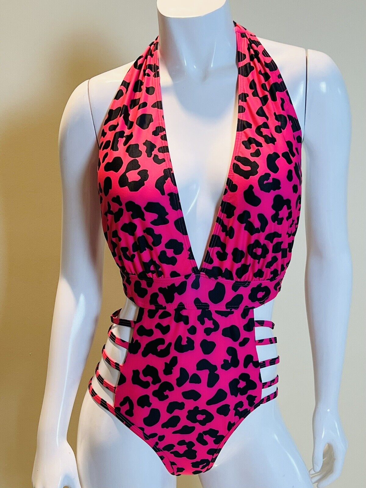 Aqua Eve Women’s Bathing Suit Pink Black Leopard Swimwear Size M (6)