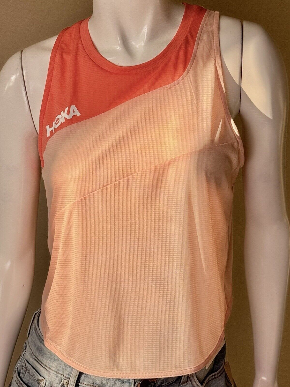 Hoka One One Women’s Glide Tank Top Size M Orange Sleeveless.   (53)