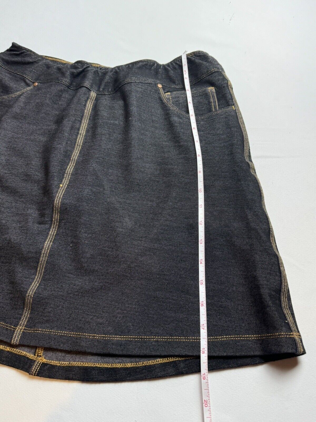 QED Style Skirt Black Skort Sz M. (74)