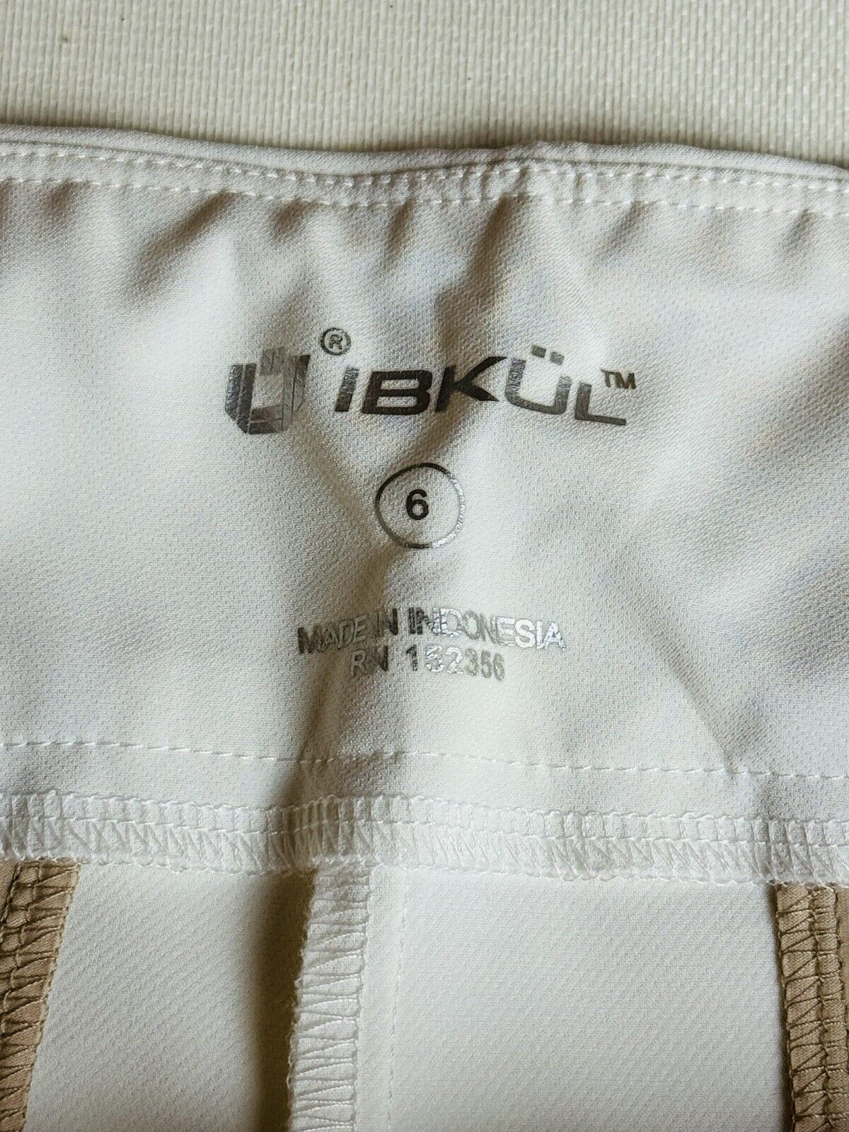 IBKUL Women's Golf Shorts UPF 50+ Size 6