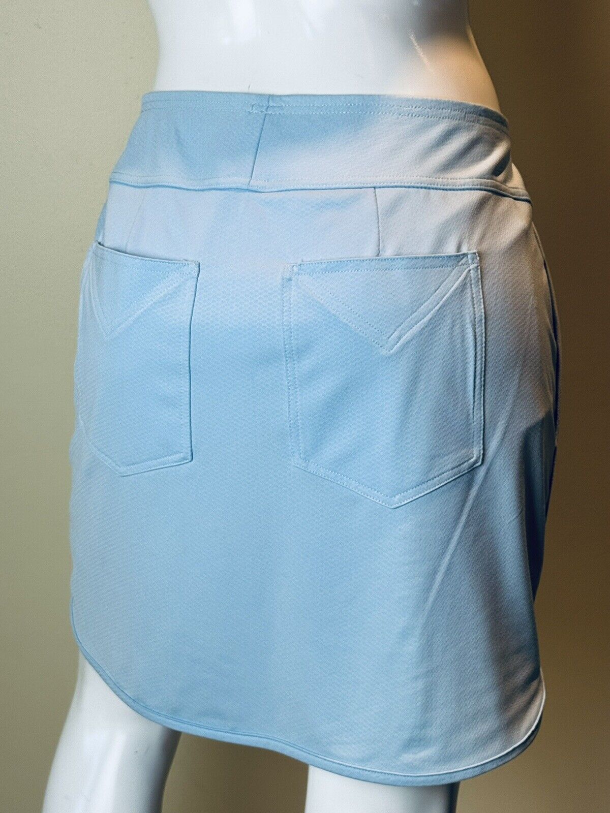 Puma Women’s Golf Skirt Sz S Blue.   (44)