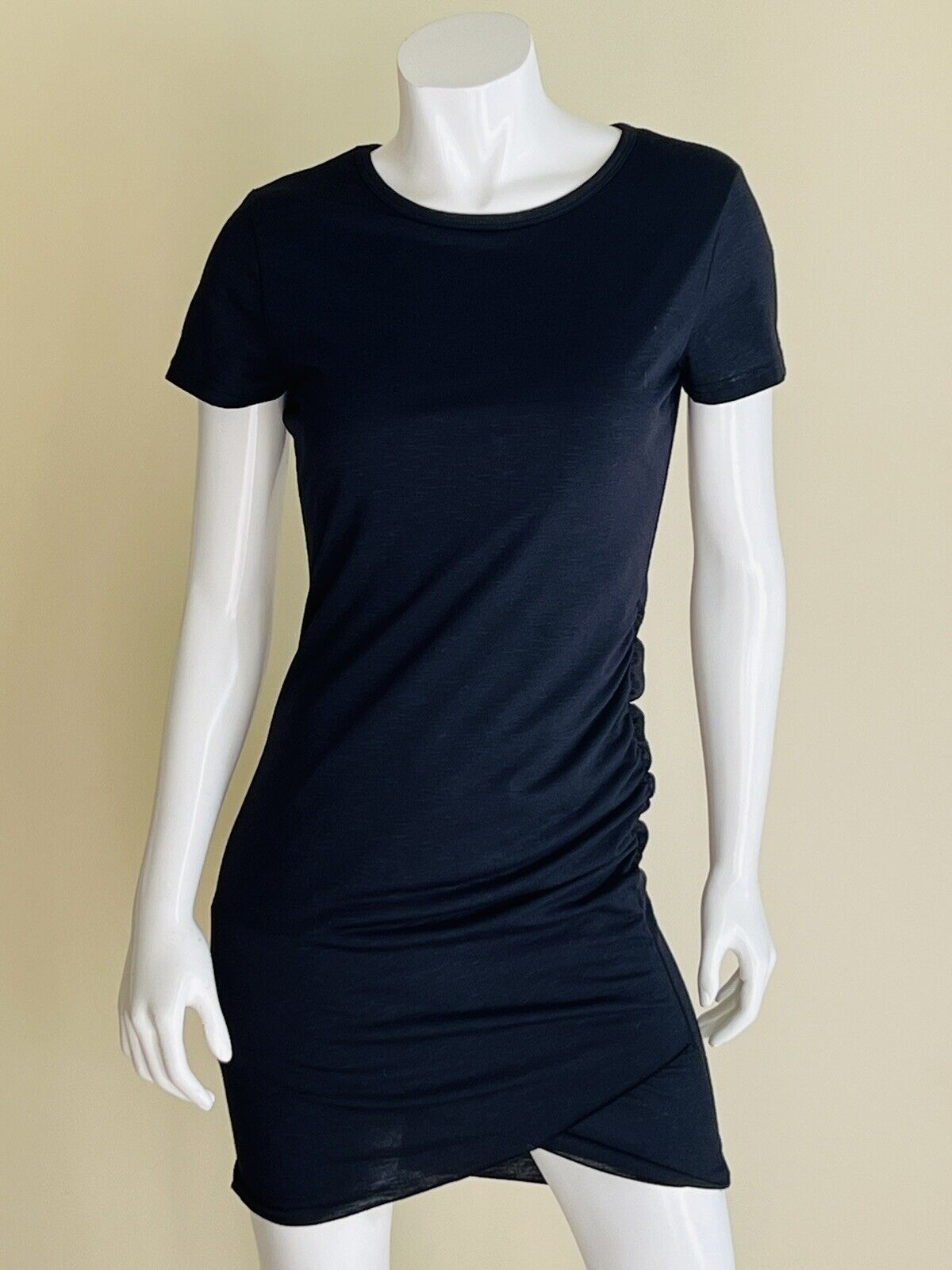 BTFBM Women's Short Sleeve Ruched Stretchy Mini Dress Black Sz S (1)