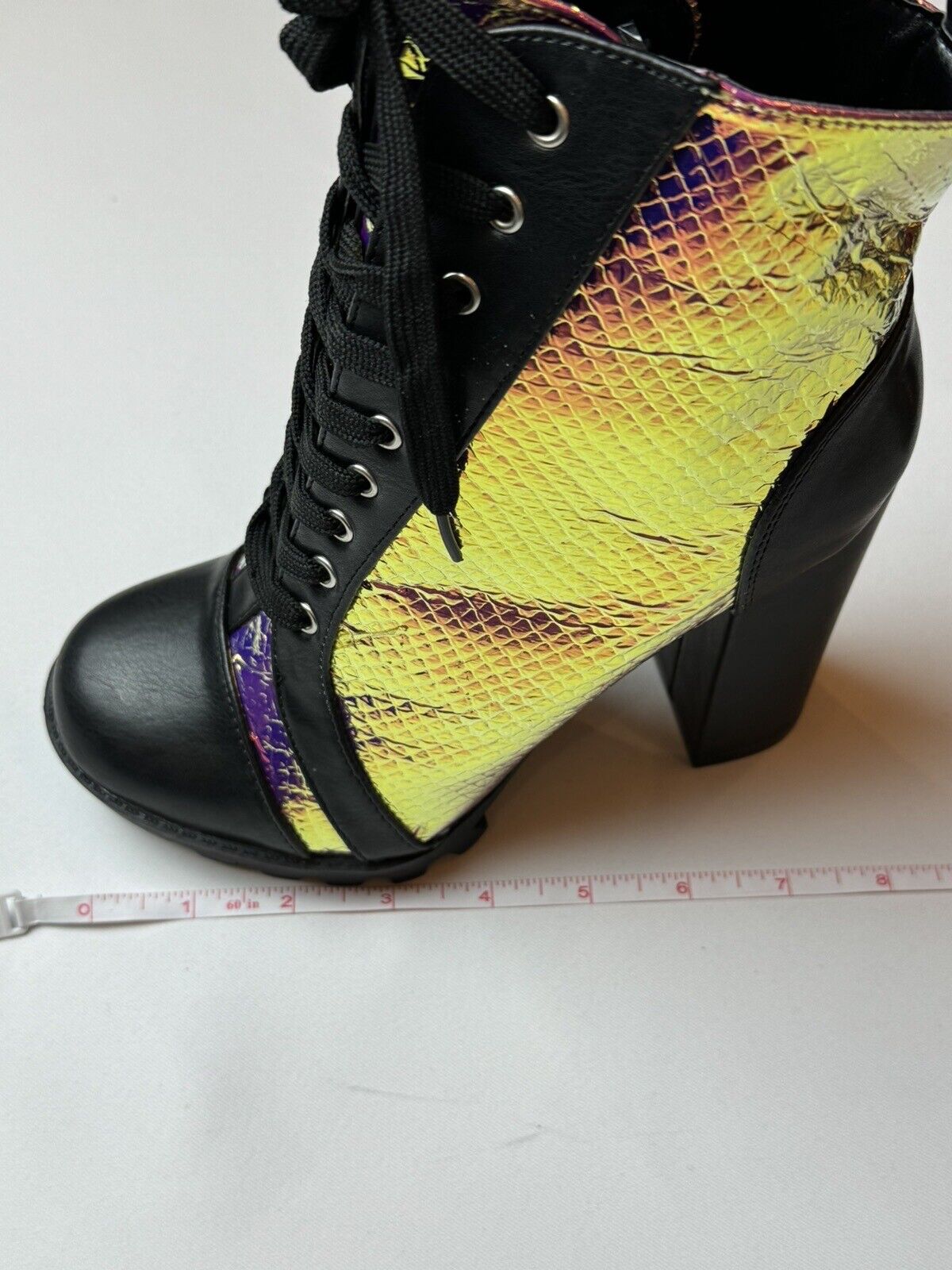 Cape Robbin Women's Metallic Multicolor Boots Size 6