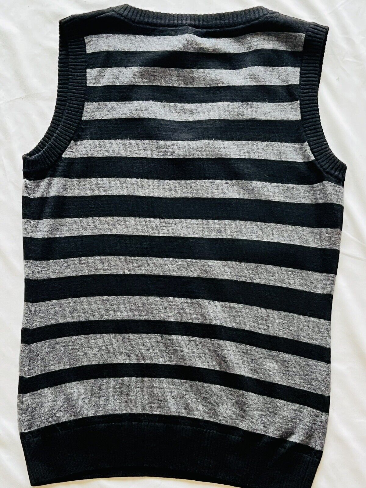 Lija Women's Golf Knit Sweatshirt Sleeveless Sz S Black Gray Stripes