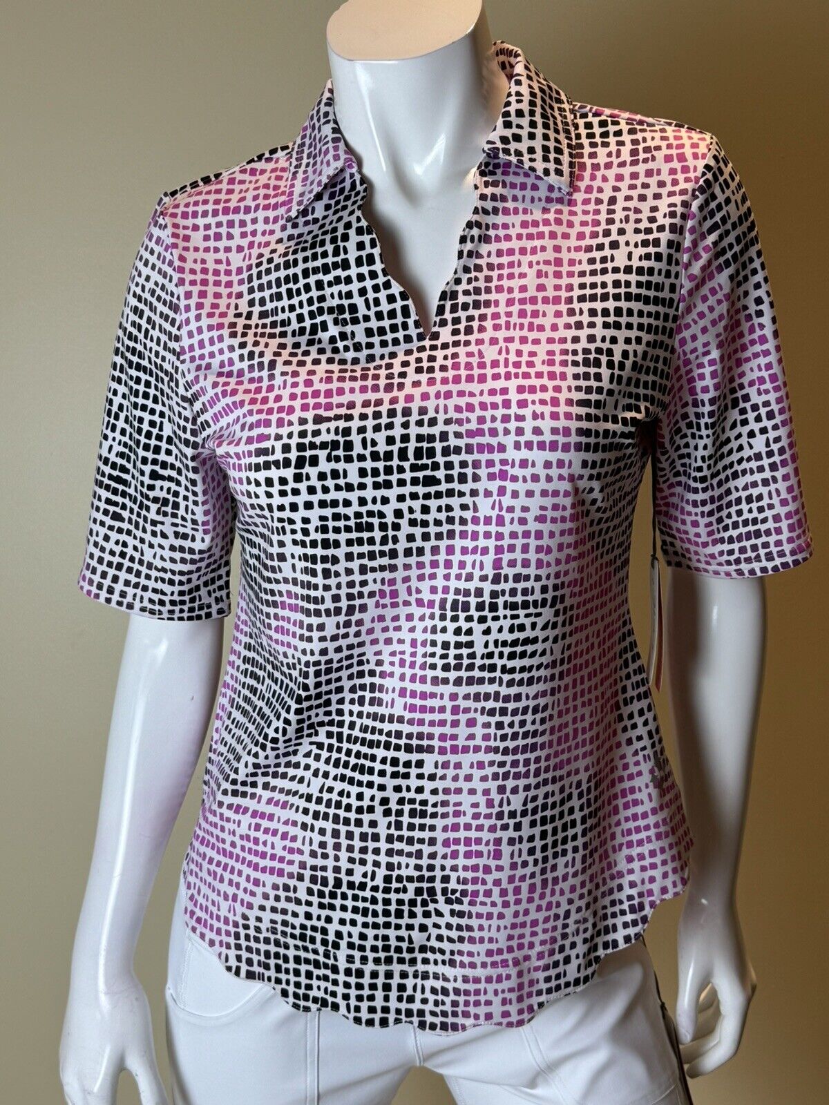 JOFIT Women's Golf Shirt/ Lotus Print Top Size S.   (02)