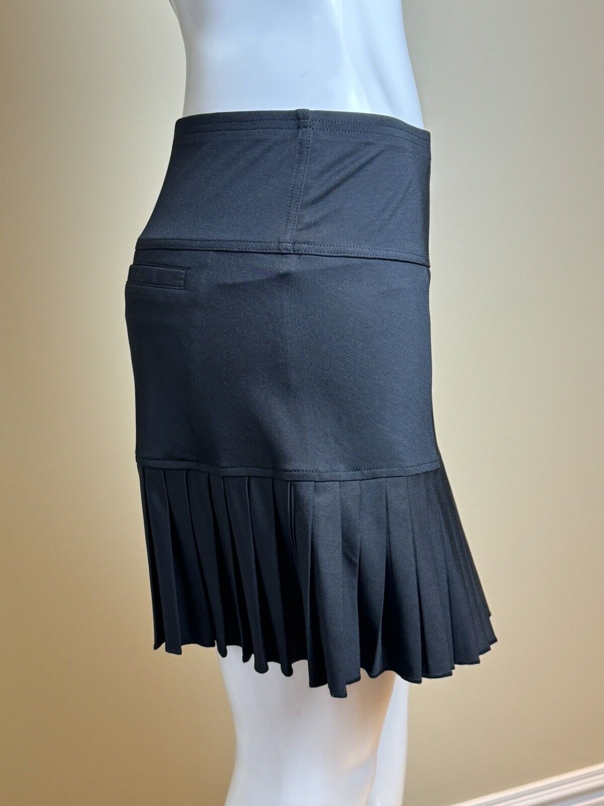 JOFIT Women’s Skort Pull On Tennis Golf Stretch Ruffled Skirt Sz S Black.  (67)