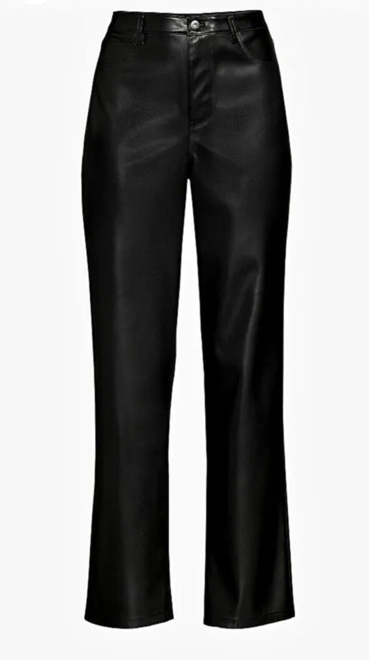 No Boundaries Women’s Faux Leather Black Pants Size 15