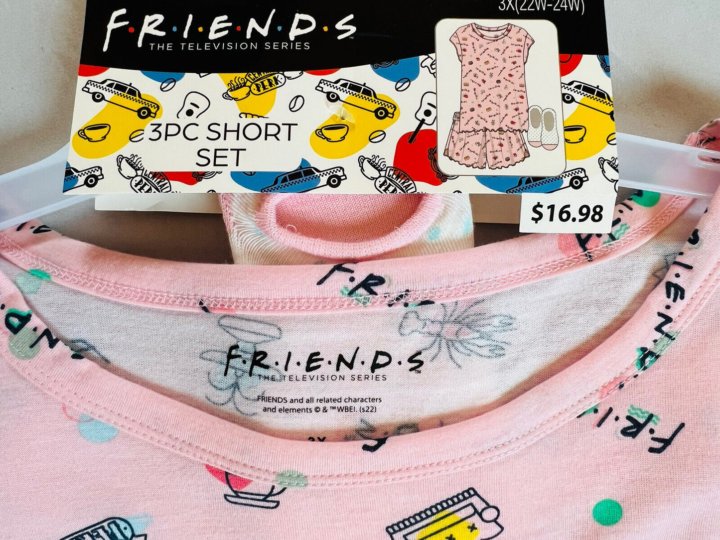 Friends tv show 3pc Short Set Sleepwear Sz 3x 22/24 socks shirt and shorts