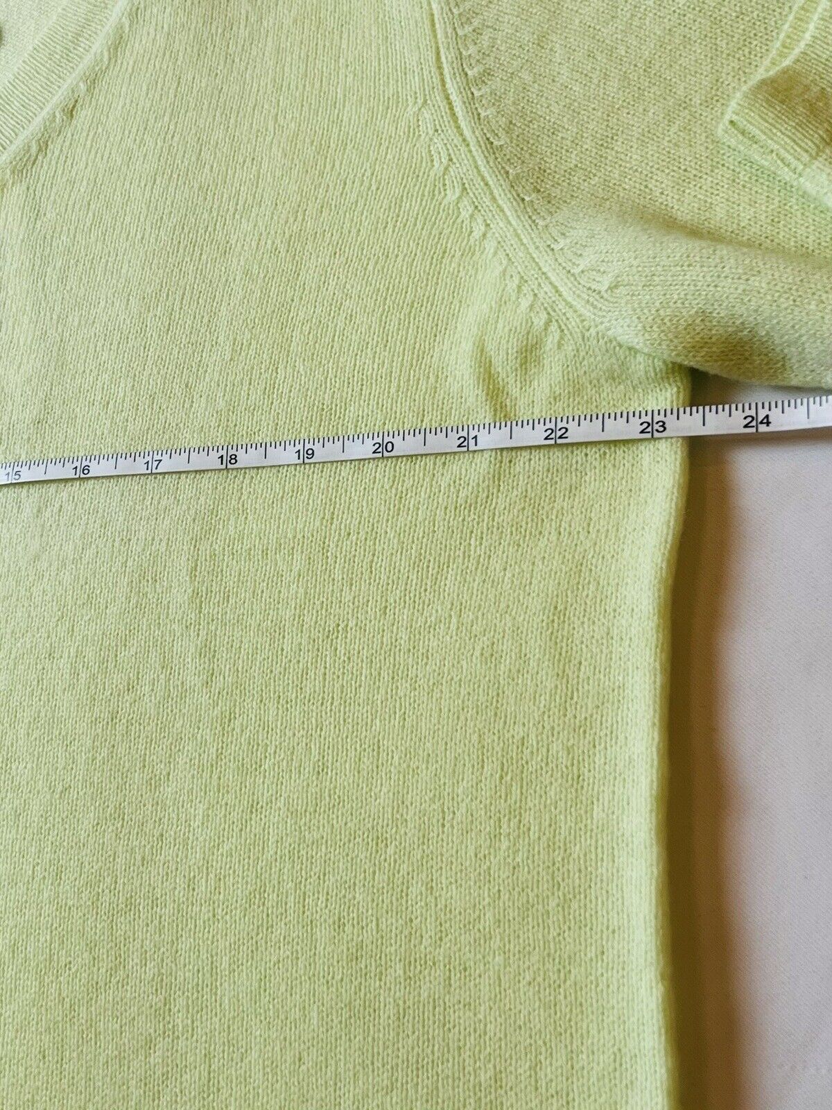 Claudia Nichole Women's Lime Green 100% Cashmere Sweater Sz L $125 Retail (10)