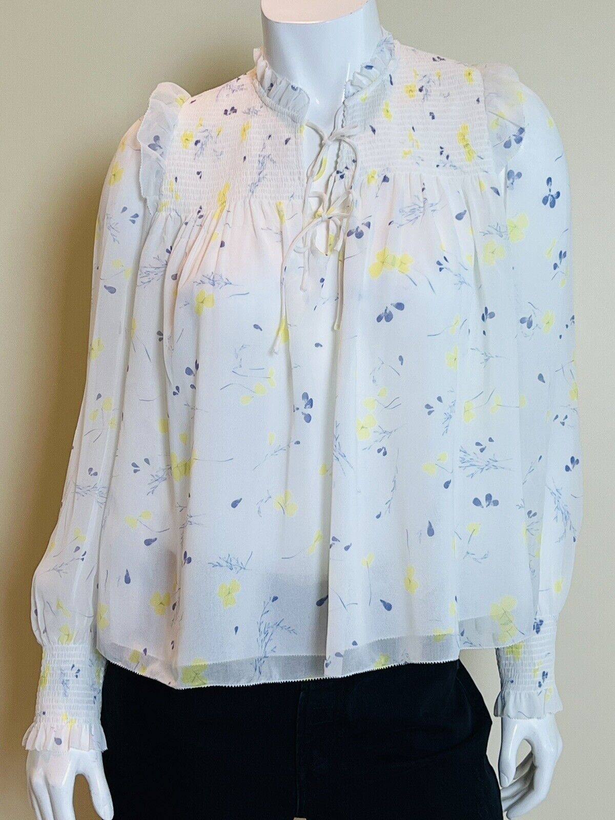 Tahari Women’s Long Sleeve Top Size S White Floral Blouse (3)