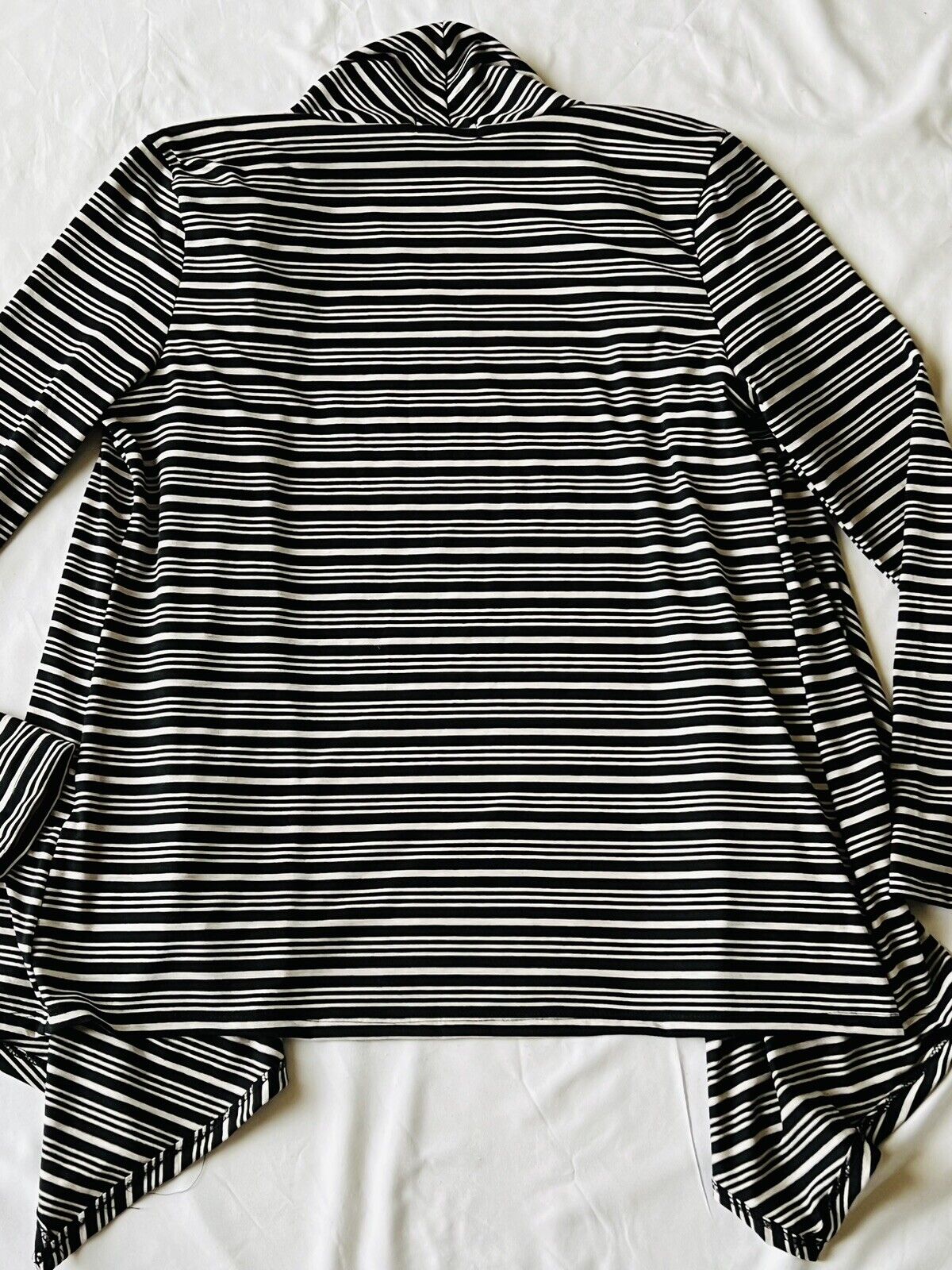 Love Ryan Los Angeles Women’s Duster/Cardigan size XL Striped Black White