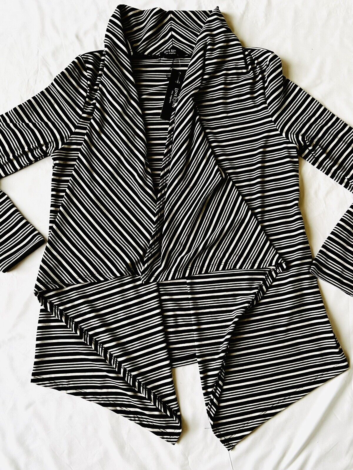 Love Ryan Los Angeles Women’s Duster/Cardigan size XL Striped Black White