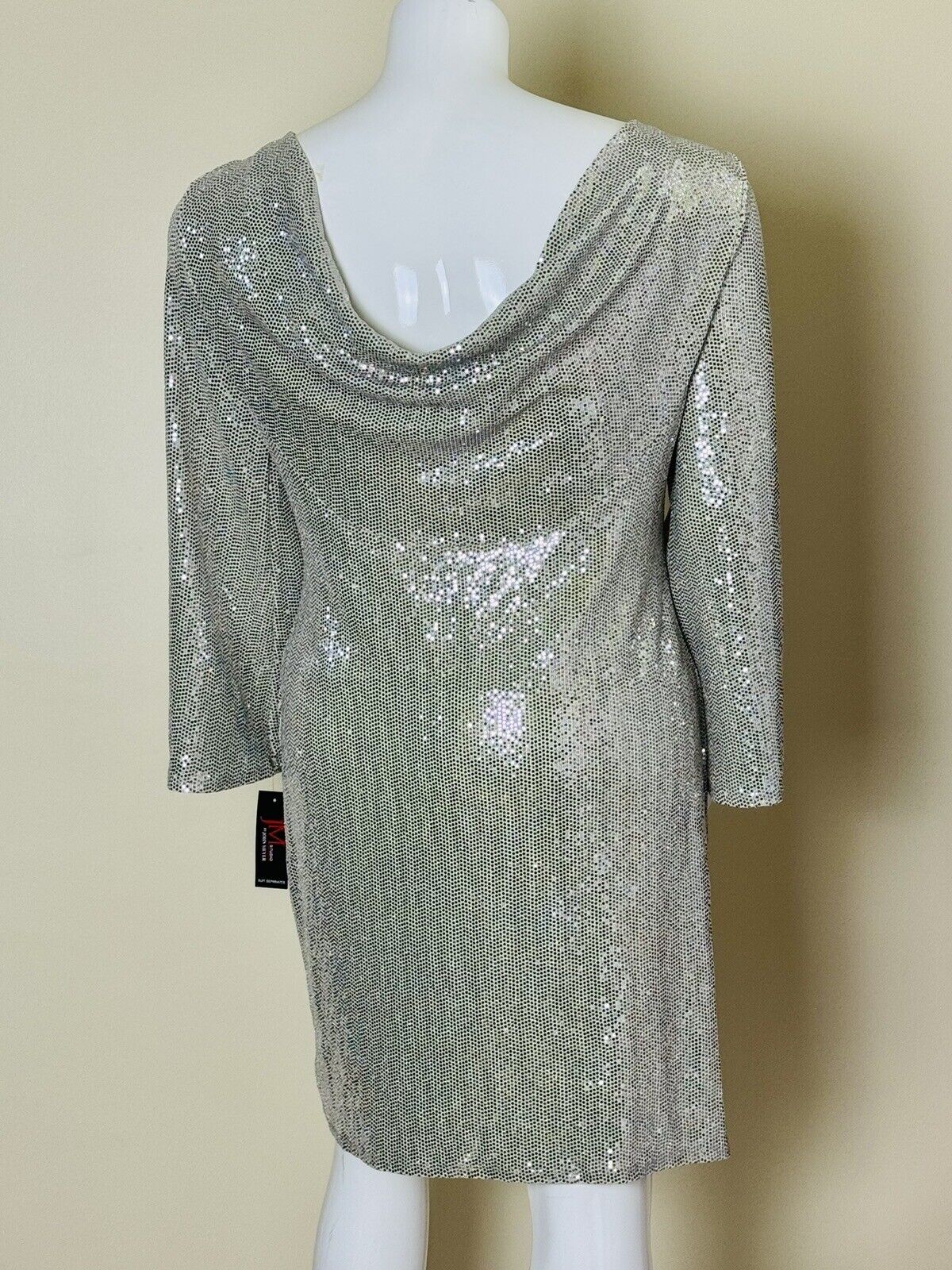 JM Studio by John Meyer size 16 Silver Sequins Dress. (69)