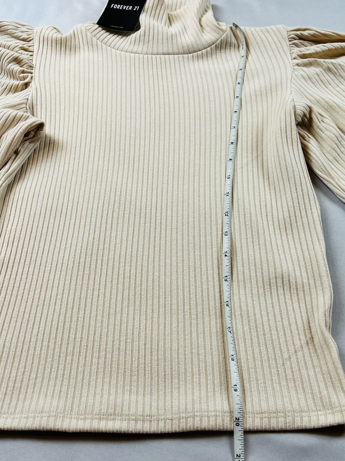 Forever 21 Women’s Sweater long sleeve top Sz M Beige Blouse