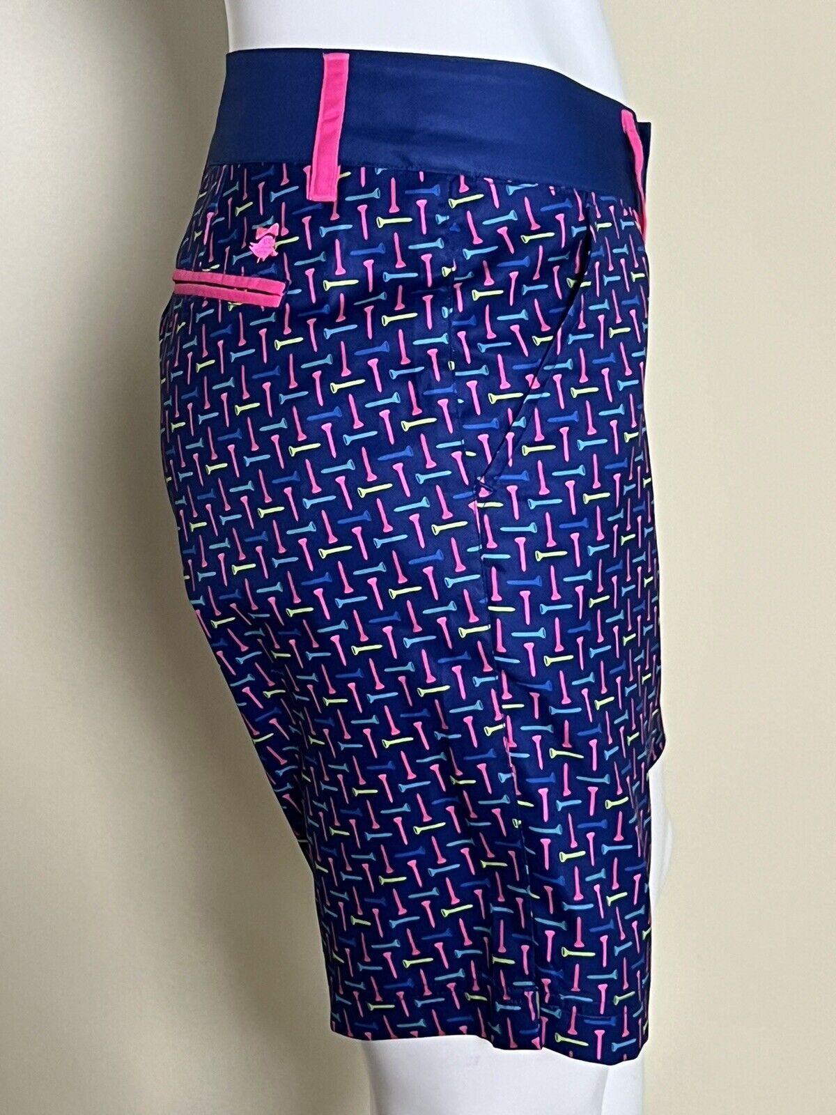 Birdies And Bows Women’s Multicolor Pink Blue Golf Shorts Size 8   —(18)