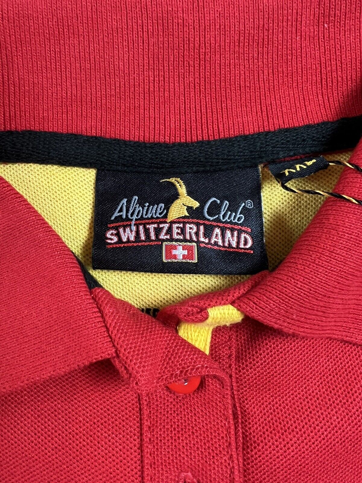 Alpine Club Switzerland Women’s Red Golf Short Sleeve Shirt Sz 2X