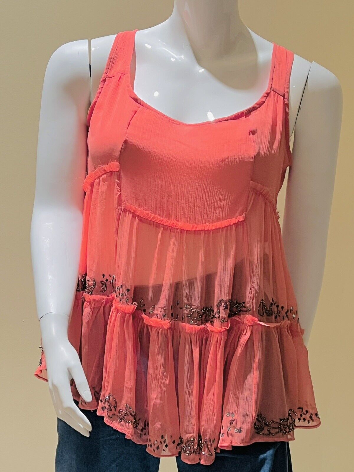 Cute Options Women’s Sheer Beaded Sleeveless Blouse Sz M Salmon color Top