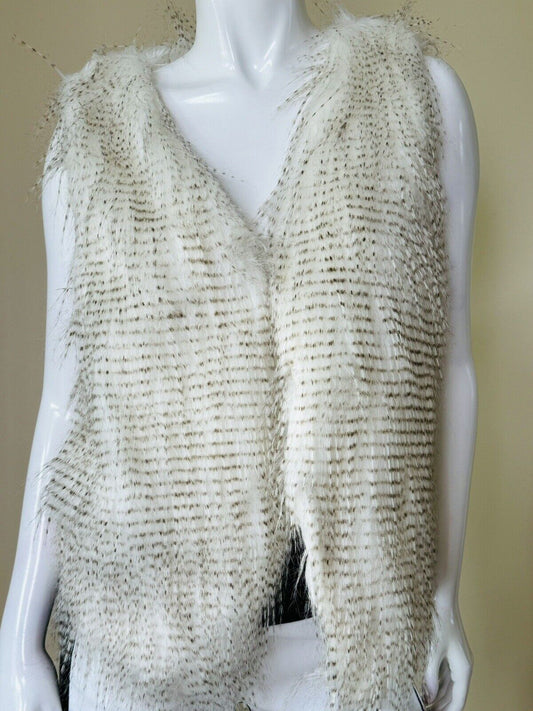 Wait For You! Women’s Faux Feathery Vest Beige Sz M.   (77)