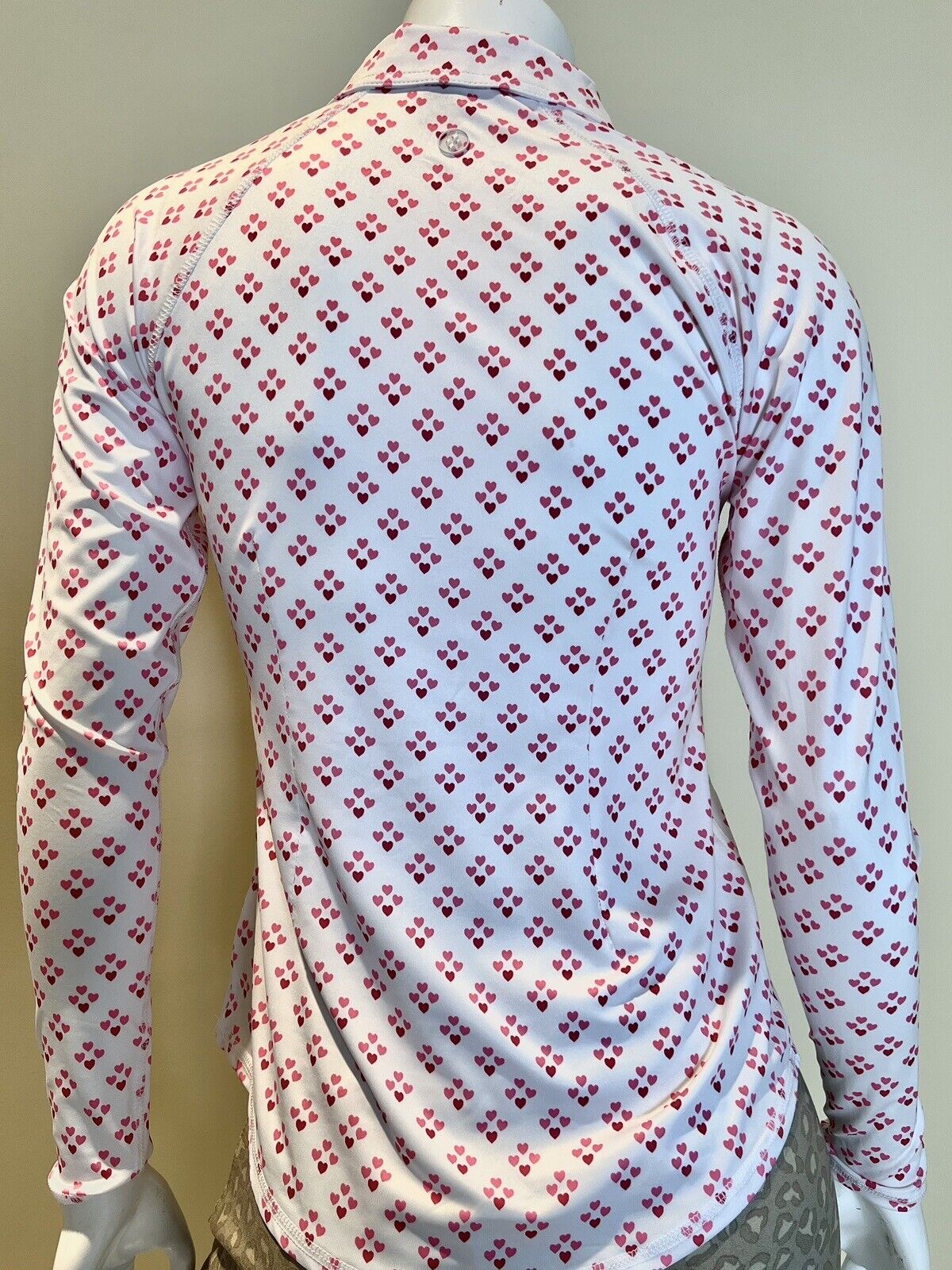 JoFit Women’s Long Sleeve Collared Pullover White Pink Hearts Size XS (10)