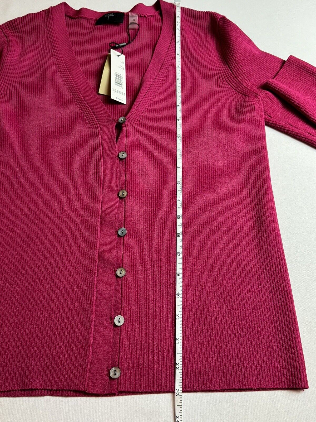 Tahari Women’s Pink Long Sleeve Button Down Cardigan Knit Sweater Sz L. (75)