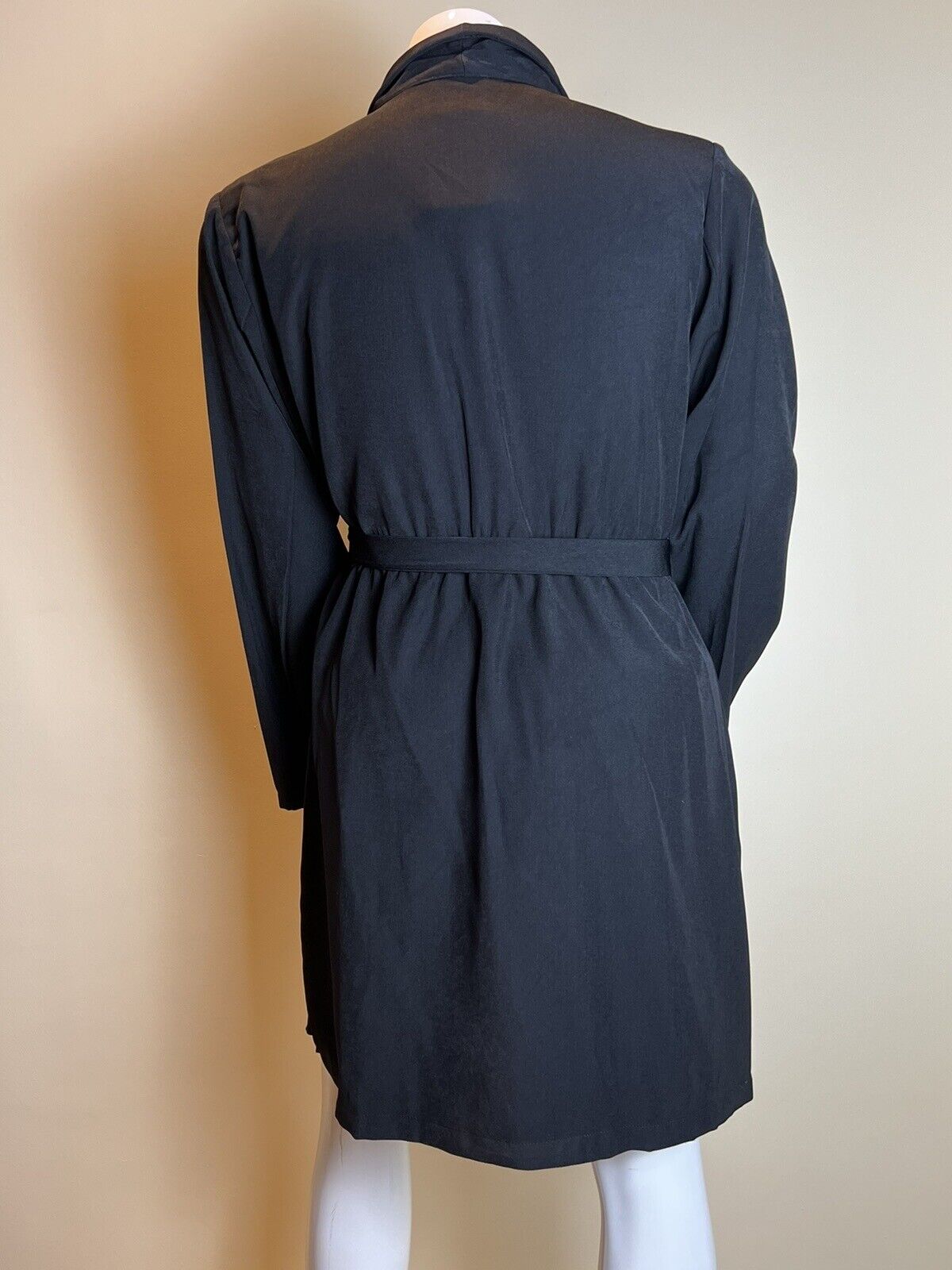 Fashion Women’s Long Sleeves Dress Size 2X Black.      (51)