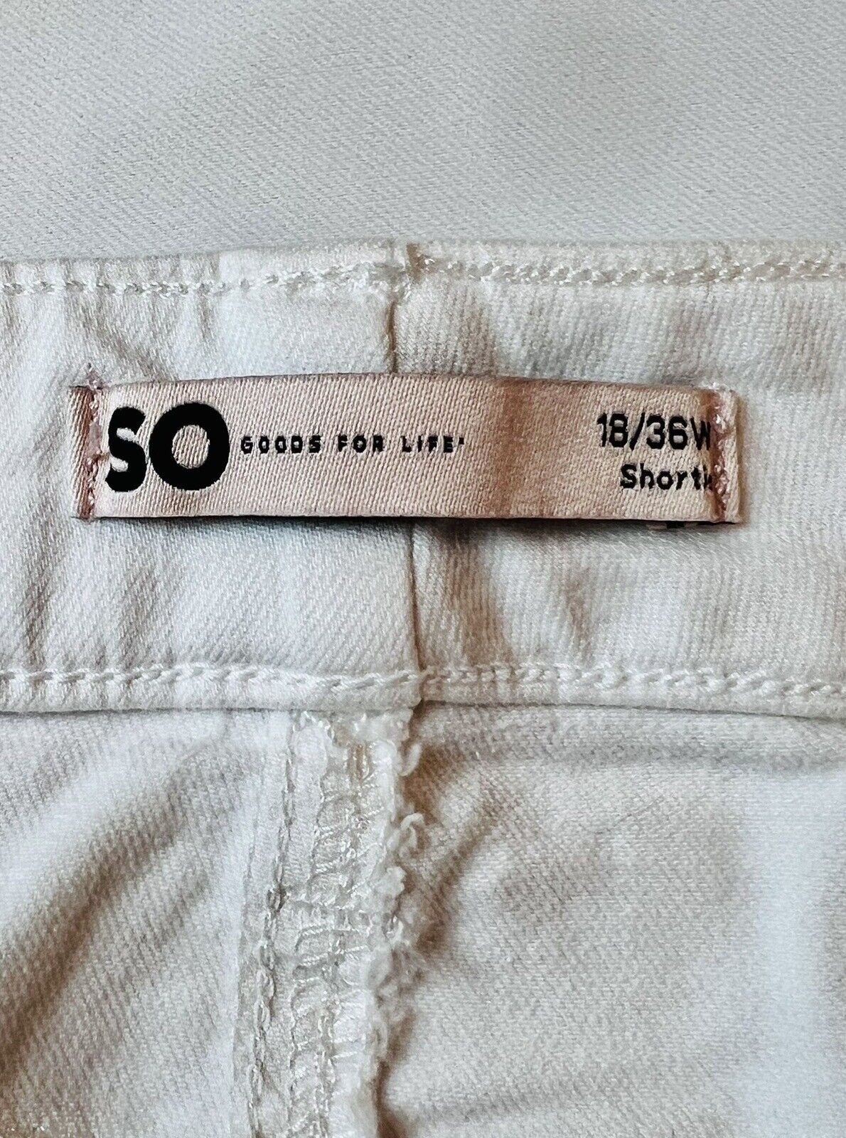 SO GOOD FOR LIFE Women's White Shorts Sz 18 (9)