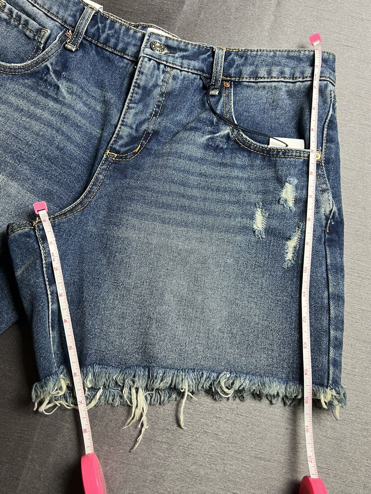 Frayed Women’s Denim Jean Shorts Size 29