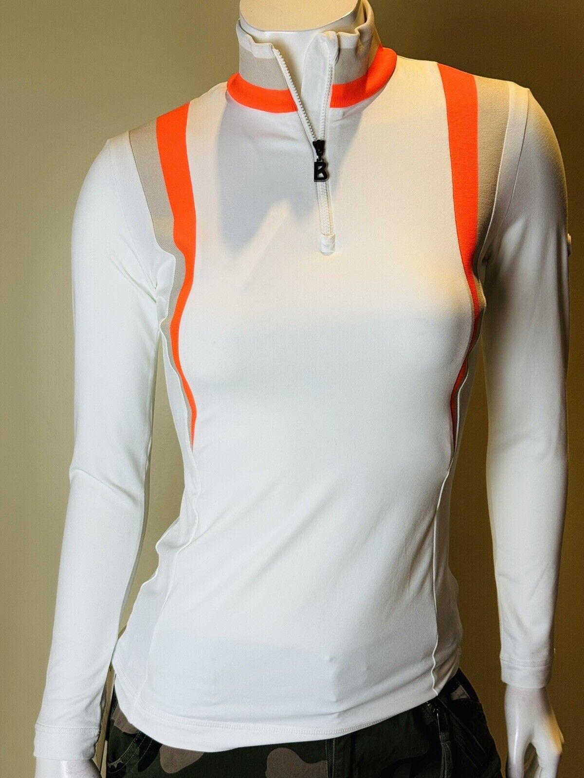 Bogner Women’s Sweatshirt White with Neon Orange Sz XS. (62)