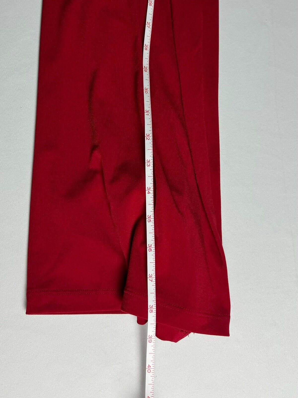 Connected Apparel Dress Women’s Size 8 Red Sequin.   (71)