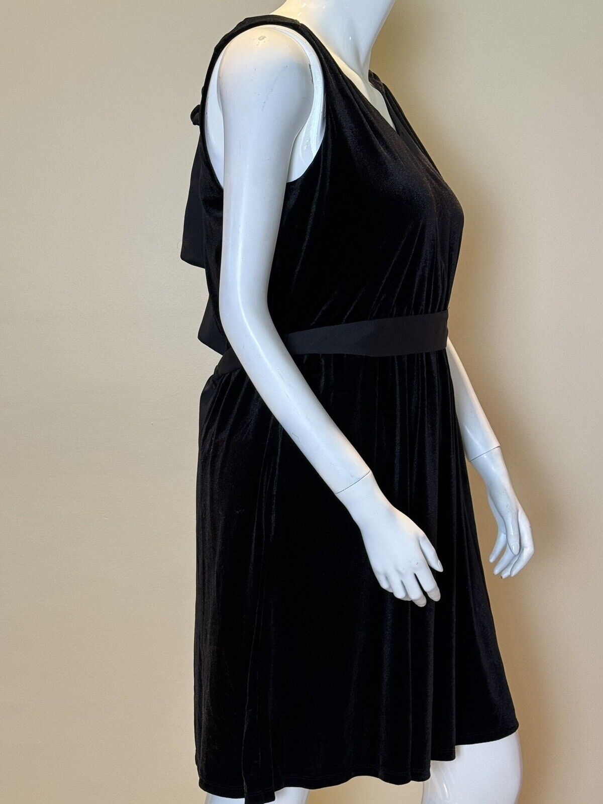 Draper James Rsvp Velvet Black Dress Sz XL  (60)