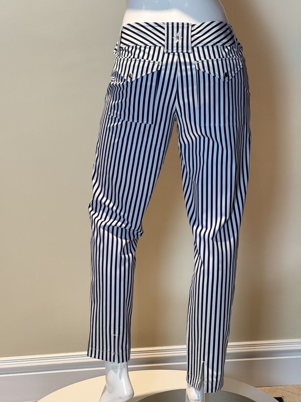 JOFIT Women’s Golf Stripes Pants Pockets Sz 4 (68)