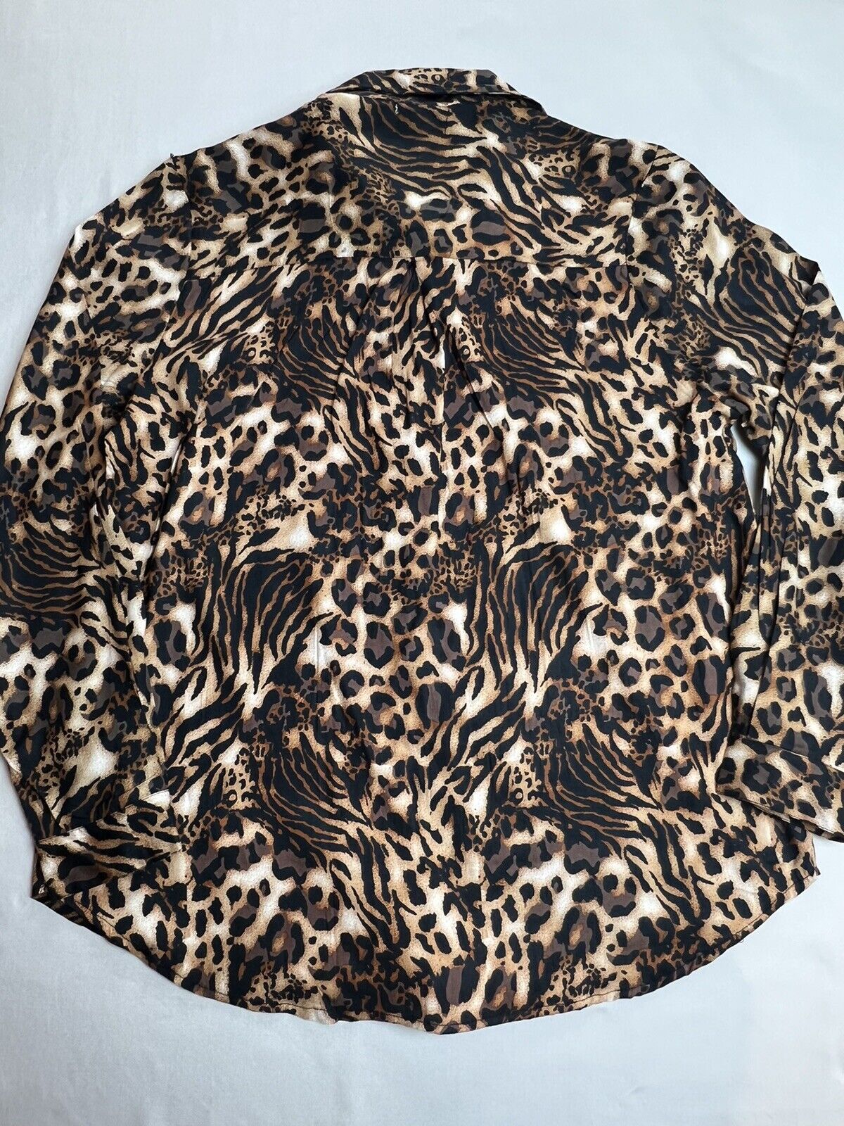 MadRag Women's Blouse Top Size M Long Sleeve Leopard Shirt