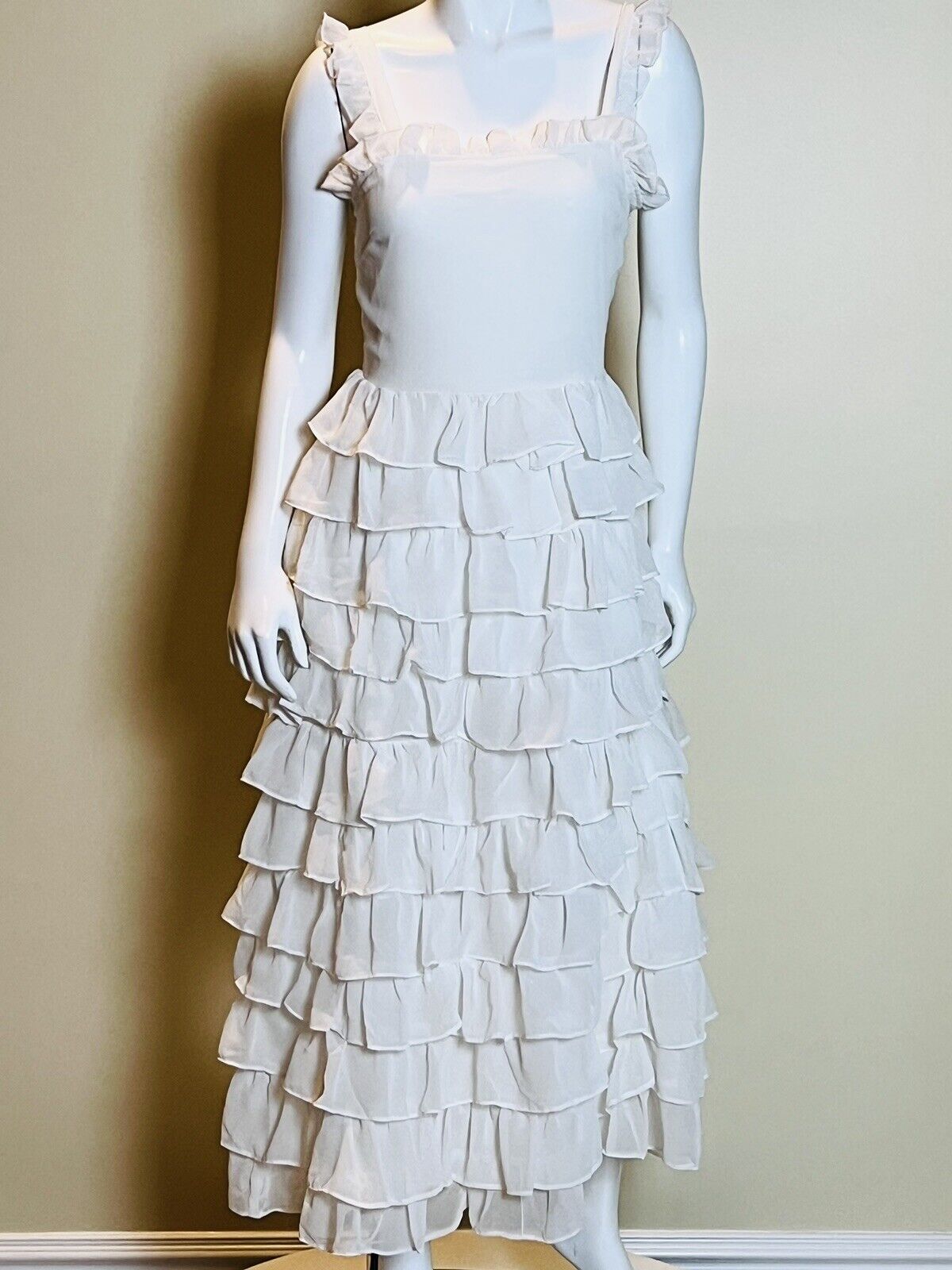 Kings Road Women’s Ruffled Formal Evening Dress Gown Sz L White