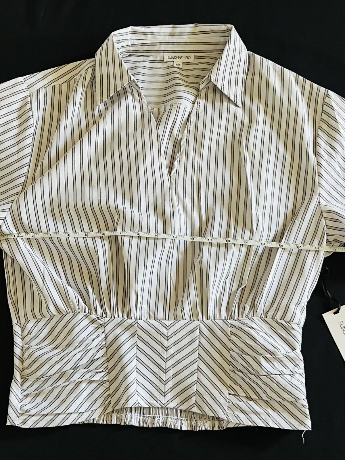 SunShine+SKY  Women's Stripes Blouse Sz L White Beige