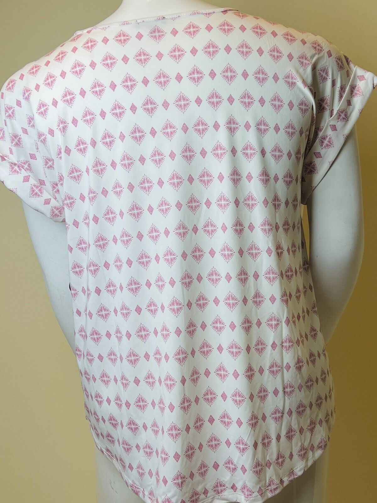 AUW Women’s Pink Short Sleeve Blouse Sz 2X top