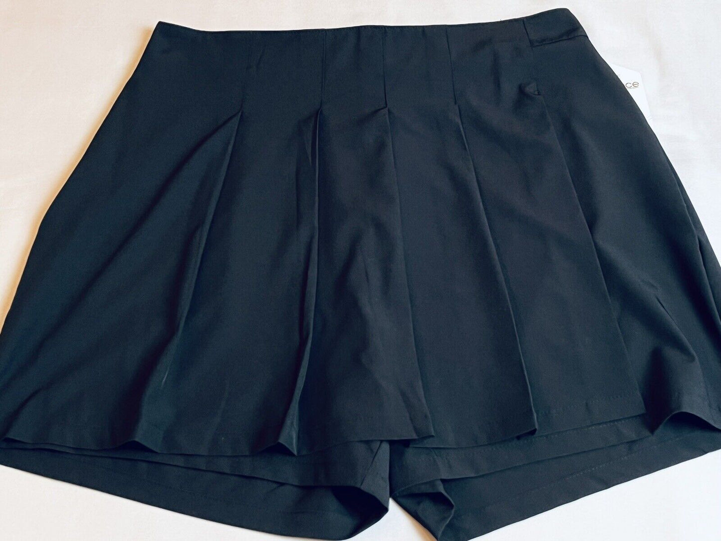 Active & Beyond Women's Skirt Skort Black Sz L Pleated