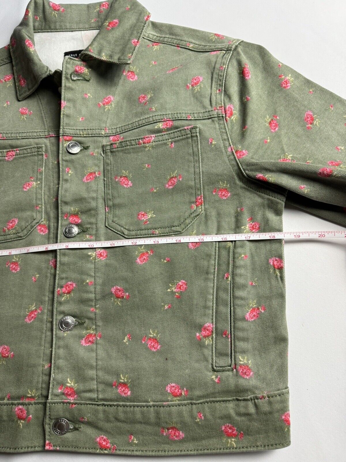 Free Assembly Women's Green with Pink Floral Jean Jacket Sz S.   (61)