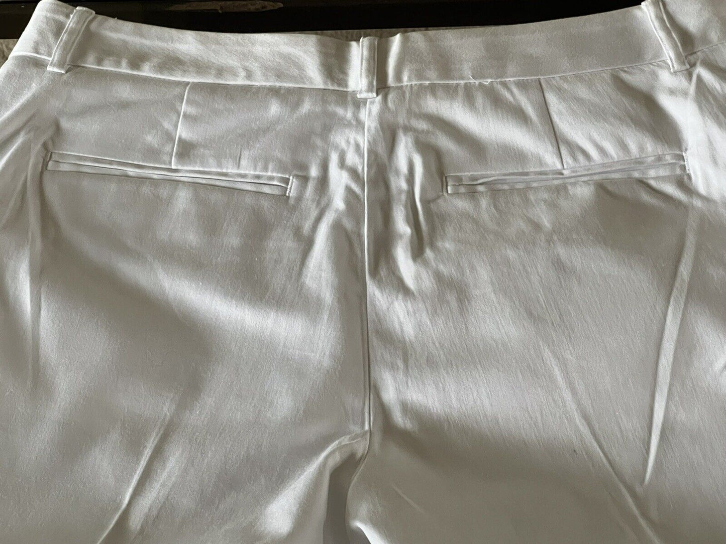 Fairway & Greene Women’s Golf Capri Pants White Size 6