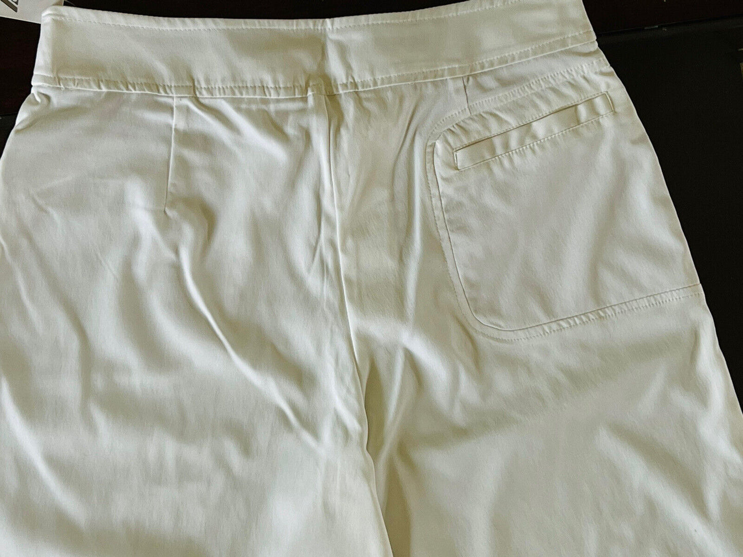 Tail Women’s Golf Capri Pants White Size 4