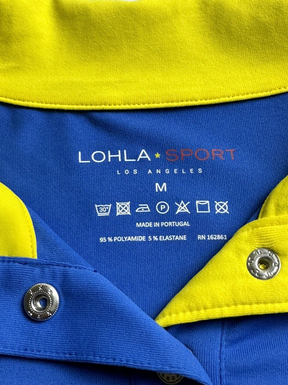 Lohla Sport Women’s Top Sz M Blue Golf shirt.  (64)