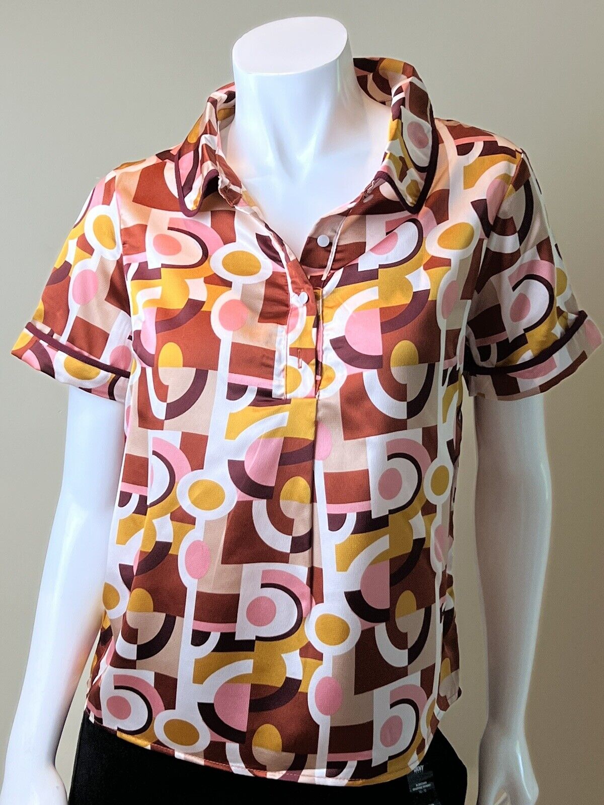 Faith and Joy Women’s Blouse Short Sleeve Multicolor Sz M Collar Top