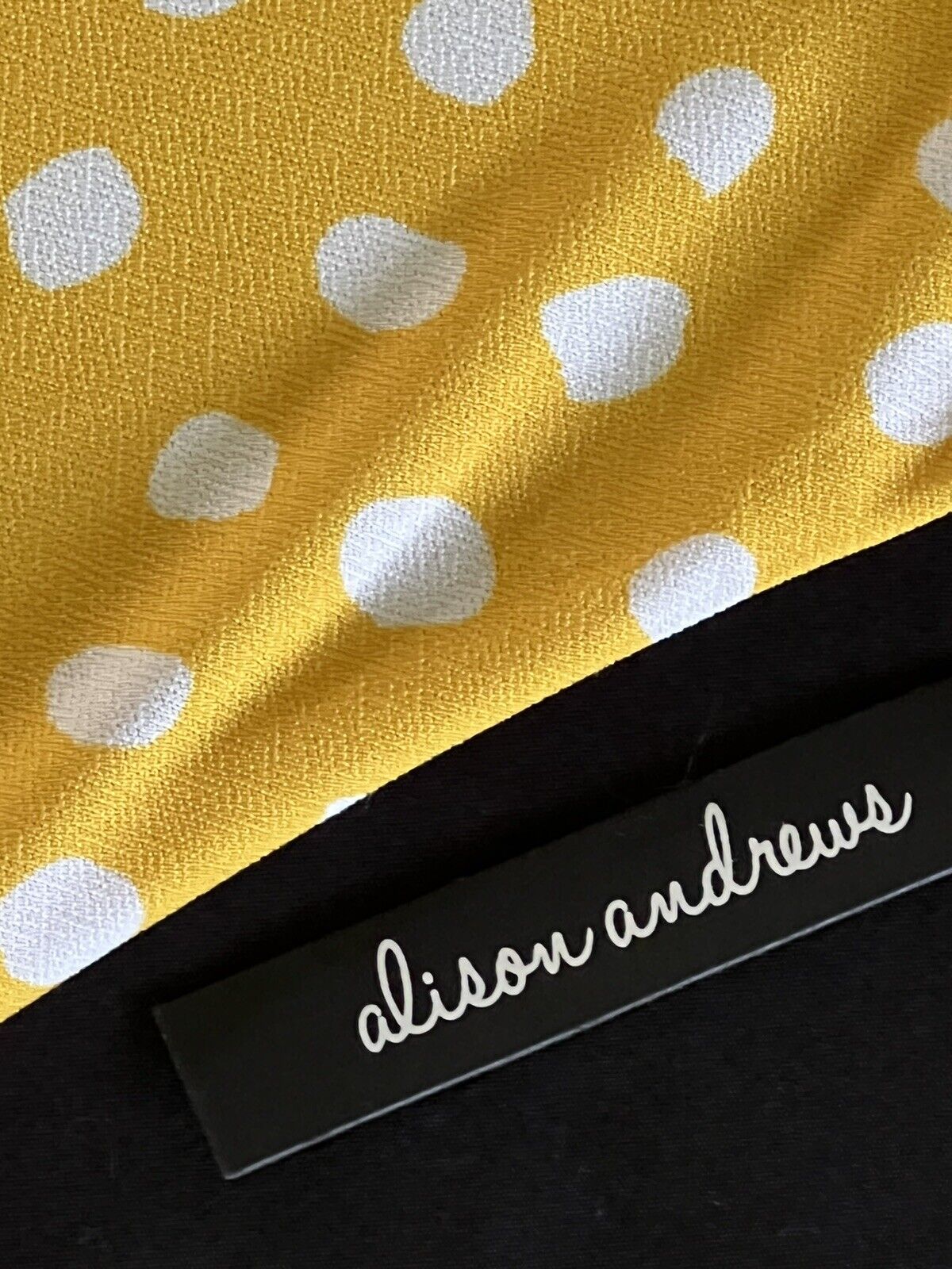 Alison Andrews Women’s Yellow Polkas Dot Short Sleeve Blouse Sz L