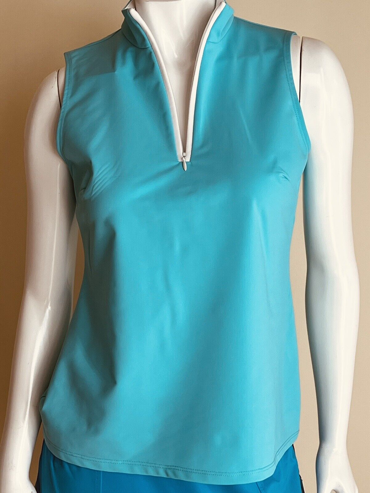 Melly M Women’s Golf Shirt sleeveless Mint Green Sz S