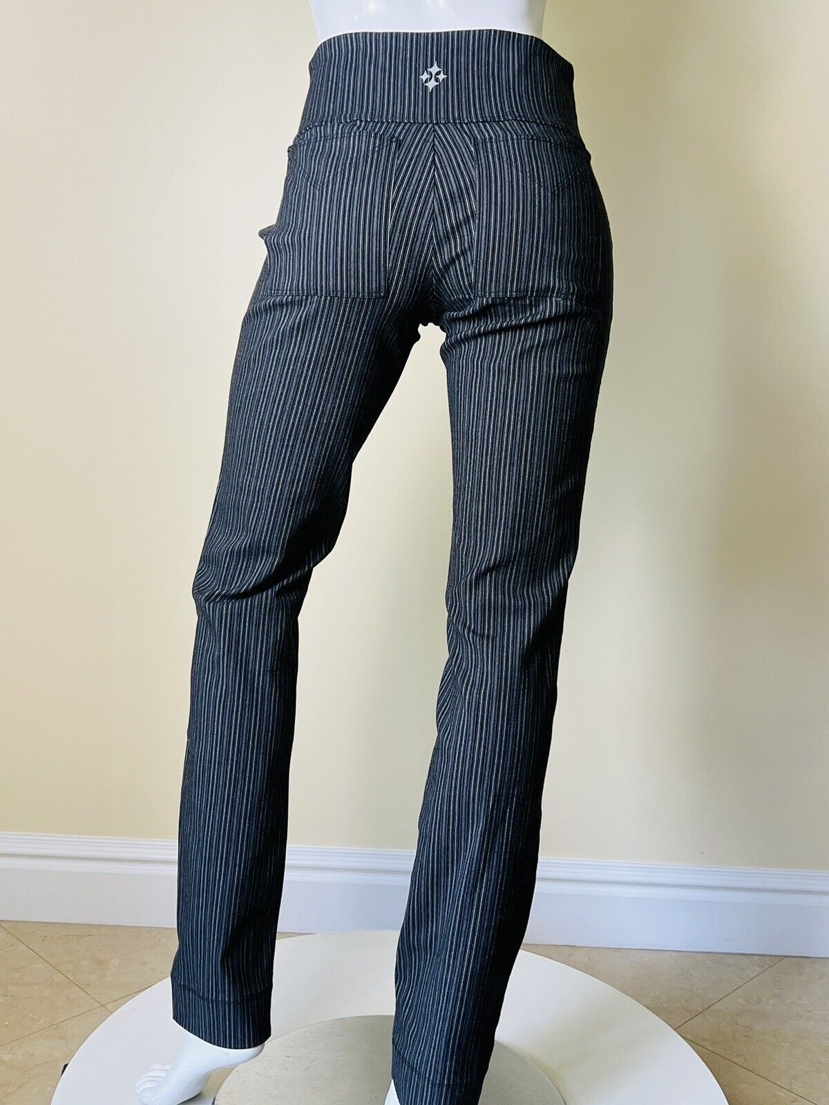 Jofit Women’s Black Gray Stripes Golf Pant Sz S