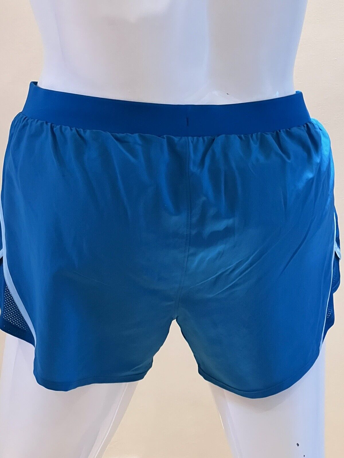 Under Armour Women's Running Shorts Heat gear Blue Size XL