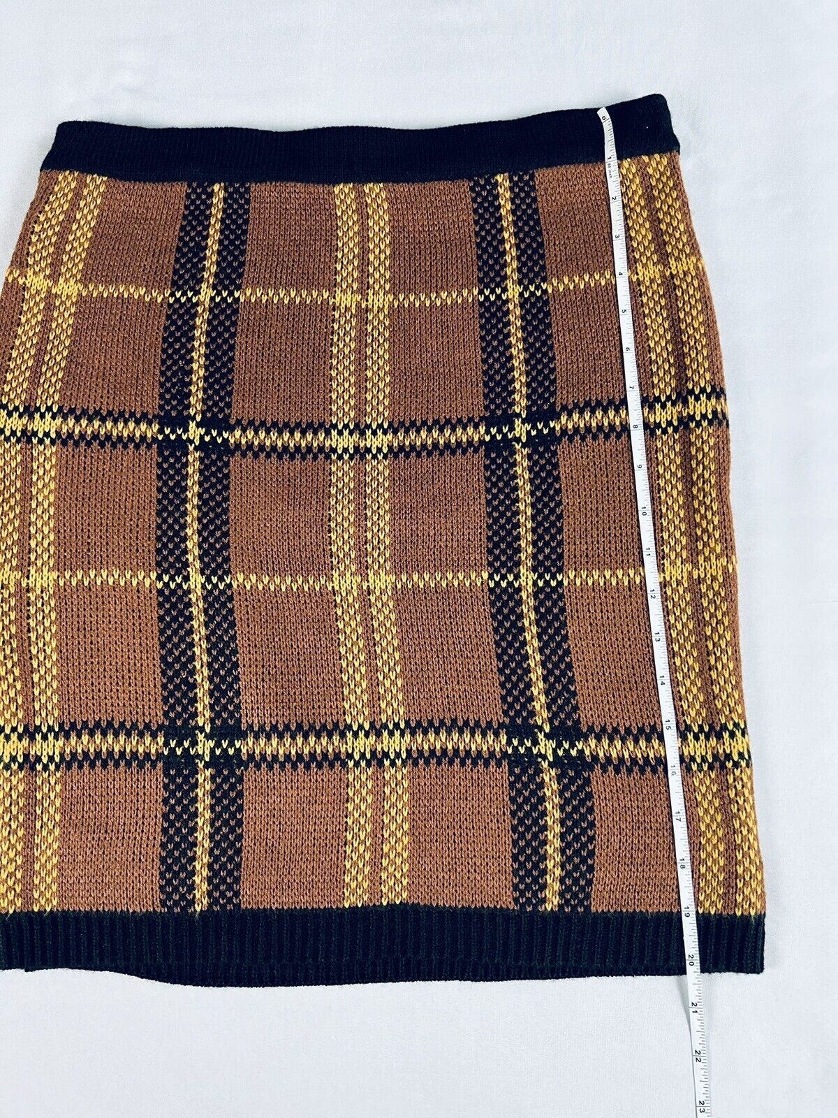 Almost Famous Women‘s Brown Stretch Plaid Skirt Sz XL